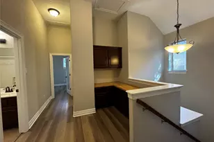 4526 Merle Dr, Austin, TX 78745 - Photo 4