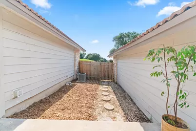 2217 Onion Creek Parkway #121, Austin, TX 78747 - Photo 22