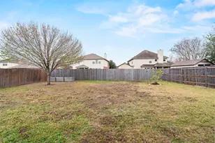 315 Swenson Dr, Hutto, TX 78634 - Photo 36