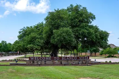 906 Blue Oak Boulevard, San Marcos, TX 78666 - Photo 4