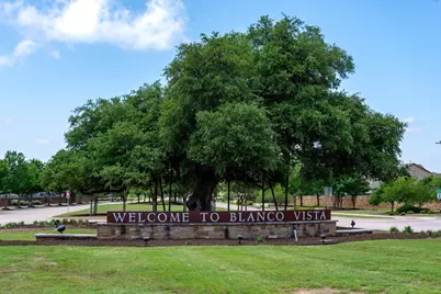 906 Blue Oak Boulevard, San Marcos, TX 78666 - Photo 4