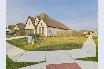 906 Blue Oak Boulevard, San Marcos, TX 78666 - Photo 2