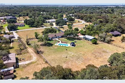 504 Buckaroo Trail, Buda, TX 78610 - Photo 38