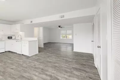 5211 Thunderbird Street #B, Lago Vista, TX 78645 - Photo 6