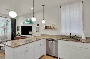 510 Blackson Ave, Austin, TX 78752 - Photo 8