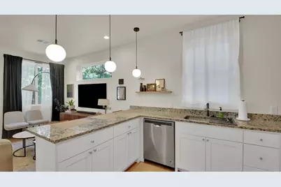 510 Blackson Avenue #2, Austin, TX 78752 - Photo 8