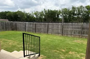 226 Hess Dr, Kyle, TX 78640 - Photo 14