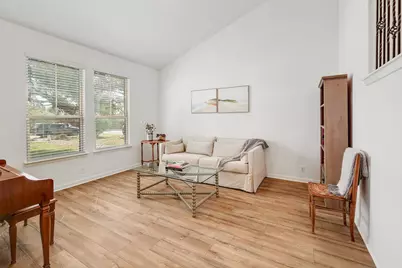 300 Grosseto Lane, Georgetown, TX 78628 - Photo 14