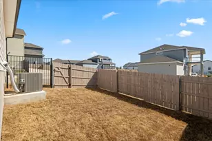 7812 Ella Lee Ln, Austin, TX 78744 - Photo 20