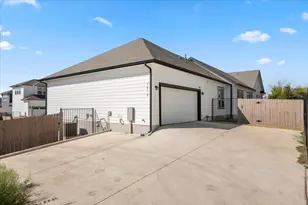 7812 Ella Lee Ln, Austin, TX 78744 - Photo 22