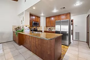 508 Harbor Dr, Spicewood, TX 78669 - Photo 10