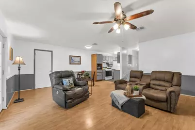 261 Oakview Circle, Waco, TX 76705 - Photo 4