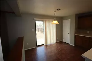 5320 Mathra Dr, Del Valle, TX 78617 - Photo 6
