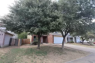 5320 Mathra Dr, Del Valle, TX 78617 - Photo 4