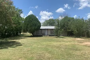 1503 N Burleson St, Kyle, TX 78640 - Photo 6