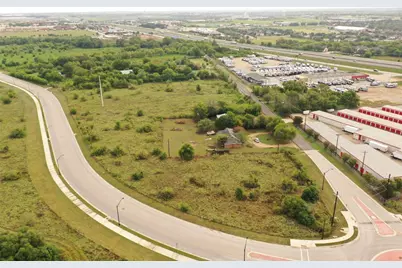 1503 N Burleson Street, Kyle, TX 78640 - Photo 4