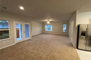 8409 Looksee Ln, Austin, TX 78744 - Photo 4