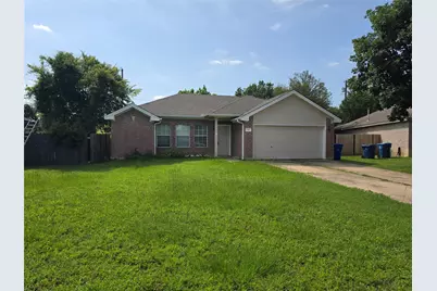 305 China Cove, Elgin, TX 78621 - Photo 1