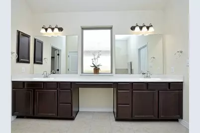 912 Paseo De Castana Way, Leander, TX 78641 - Photo 14