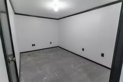 108 E Clark Street, Bartlett, TX 76511 - Photo 28