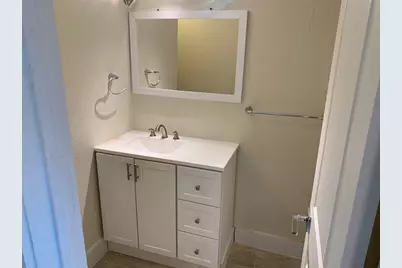 1412 Vargas Road #B, Austin, TX 78741 - Photo 4