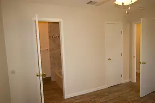 6110 Wing Feather Dr, Austin, TX 78744 - Photo 14
