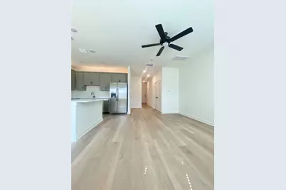 700 Horseshoe Drive #301, Leander, TX 78641 - Photo 4