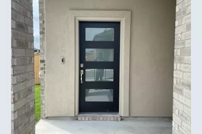 101 Lancia Street, Hutto, TX 78634 - Photo 4