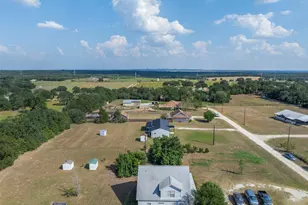 1081 Pr 7023 Prairie, Elgin, TX 78621 - Photo 32