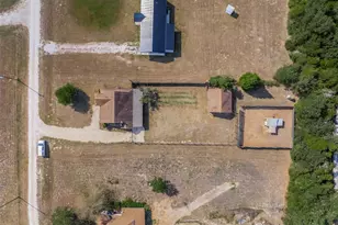 1081 Pr 7023 Prairie, Elgin, TX 78621 - Photo 28