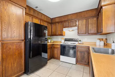 1081 Pr 7023 Prairie, Elgin, TX 78621 - Photo 20