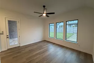 109 Gibbs Dr, Liberty Hill, TX 78642 - Photo 12