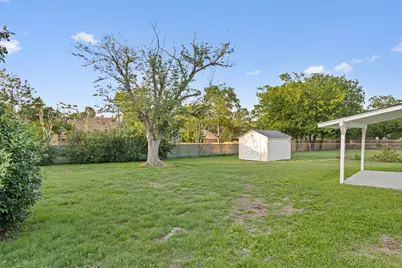 110 Live Oak Drive, Georgetown, TX 78628 - Photo 6