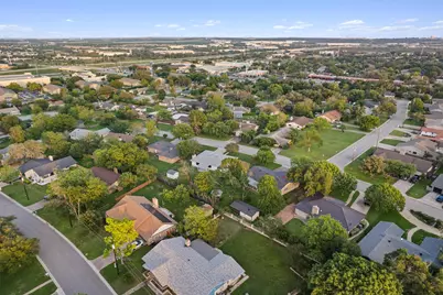 110 Live Oak Drive, Georgetown, TX 78628 - Photo 32