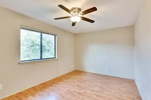 8806 Springmail Cir, Austin, TX 78729 - Photo 18