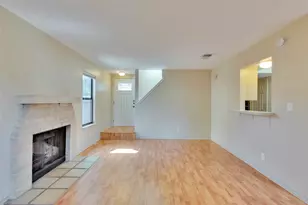 8806 Springmail Cir, Austin, TX 78729 - Photo 4