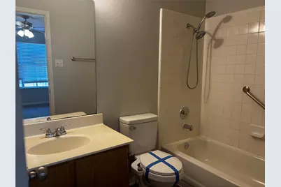 501 Texas Avenue, Round Rock, TX 78664 - Photo 18