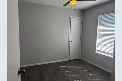 501 Texas Avenue, Round Rock, TX 78664 - Photo 22