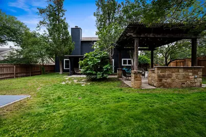 11600 Parkfield Drive, Austin, TX 78758 - Photo 32