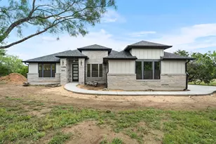 103 Westcreek Dr, Bertram, TX 78605 - Photo 2