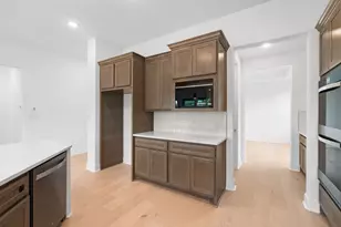 103 Westcreek Dr, Bertram, TX 78605 - Photo 14