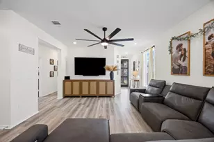 222 Summit Dr, Lockhart, TX 78644 - Photo 6