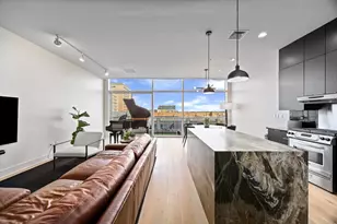 555 E 5th St, Austin, TX 78701 - Photo 4