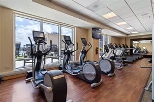 555 E 5th St, Austin, TX 78701 - Photo 36