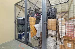 555 E 5th St, Austin, TX 78701 - Photo 28