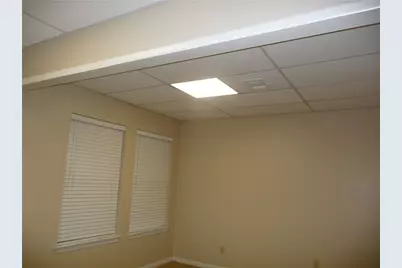13740 N Highway 183 Highway #Q-4, Austin, TX 78750 - Photo 18