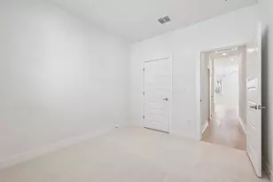 200 W 56th St, Austin, TX 78751 - Photo 22