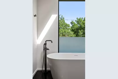 1304 Folts Avenue, Austin, TX 78704 - Photo 18