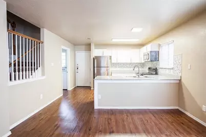 506 W 35th Street, Austin, TX 78705 - Photo 12