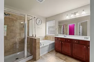 1729 Hidden Springs Path, Round Rock, TX 78665 - Photo 16